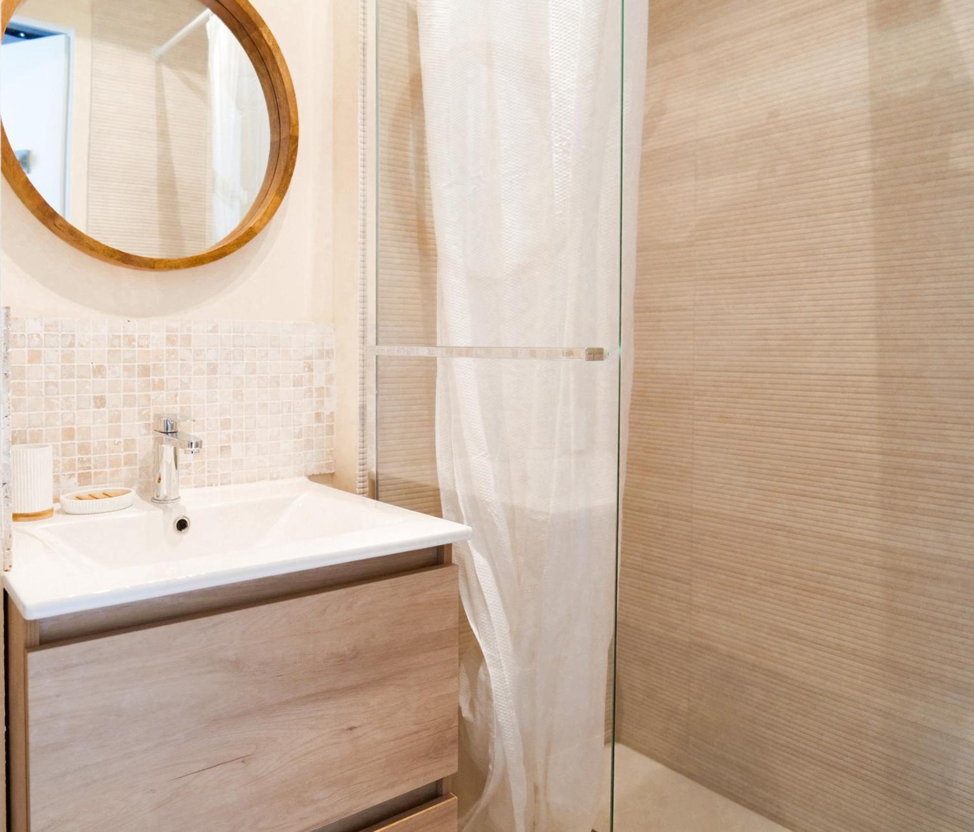 Appartement Renove Avec Gout Et Idealement Situe A Deux Pas Du Remblai Les Sables-dʼOlonne Kültér fotó